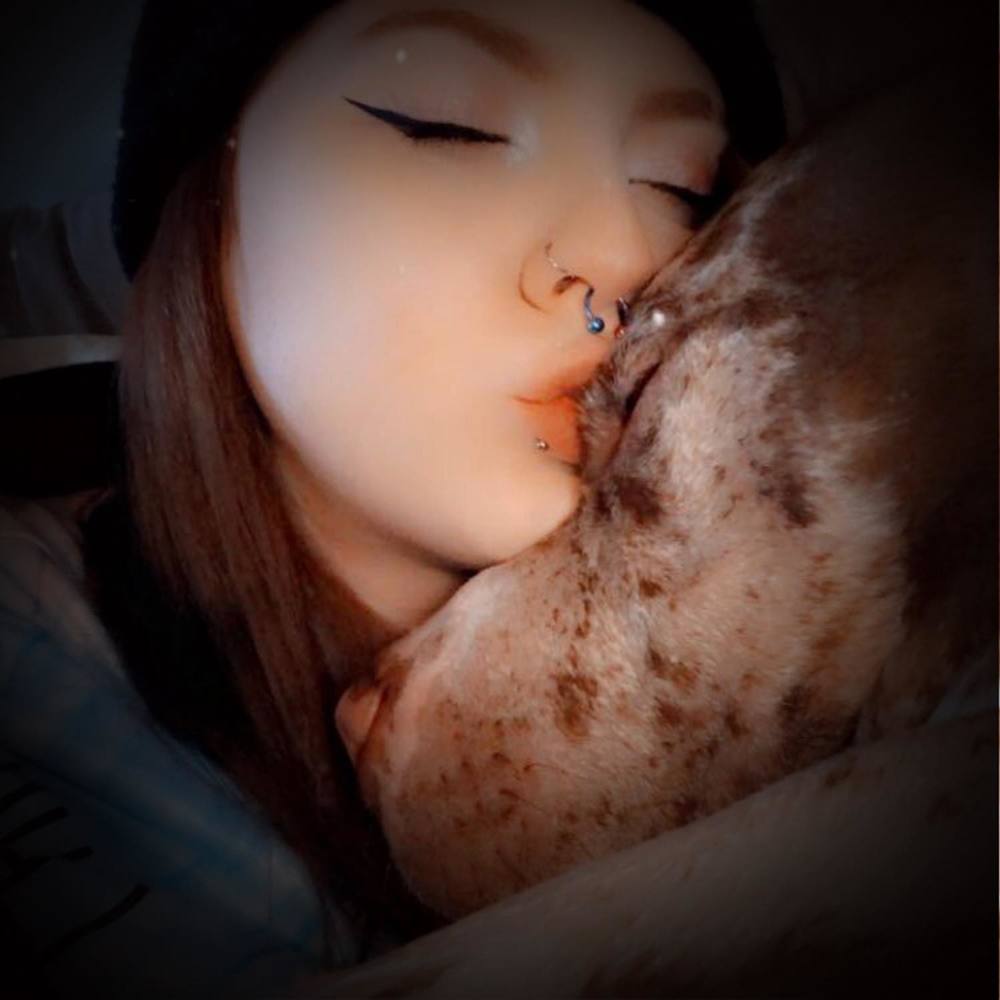 Meet your Posher, Destiny